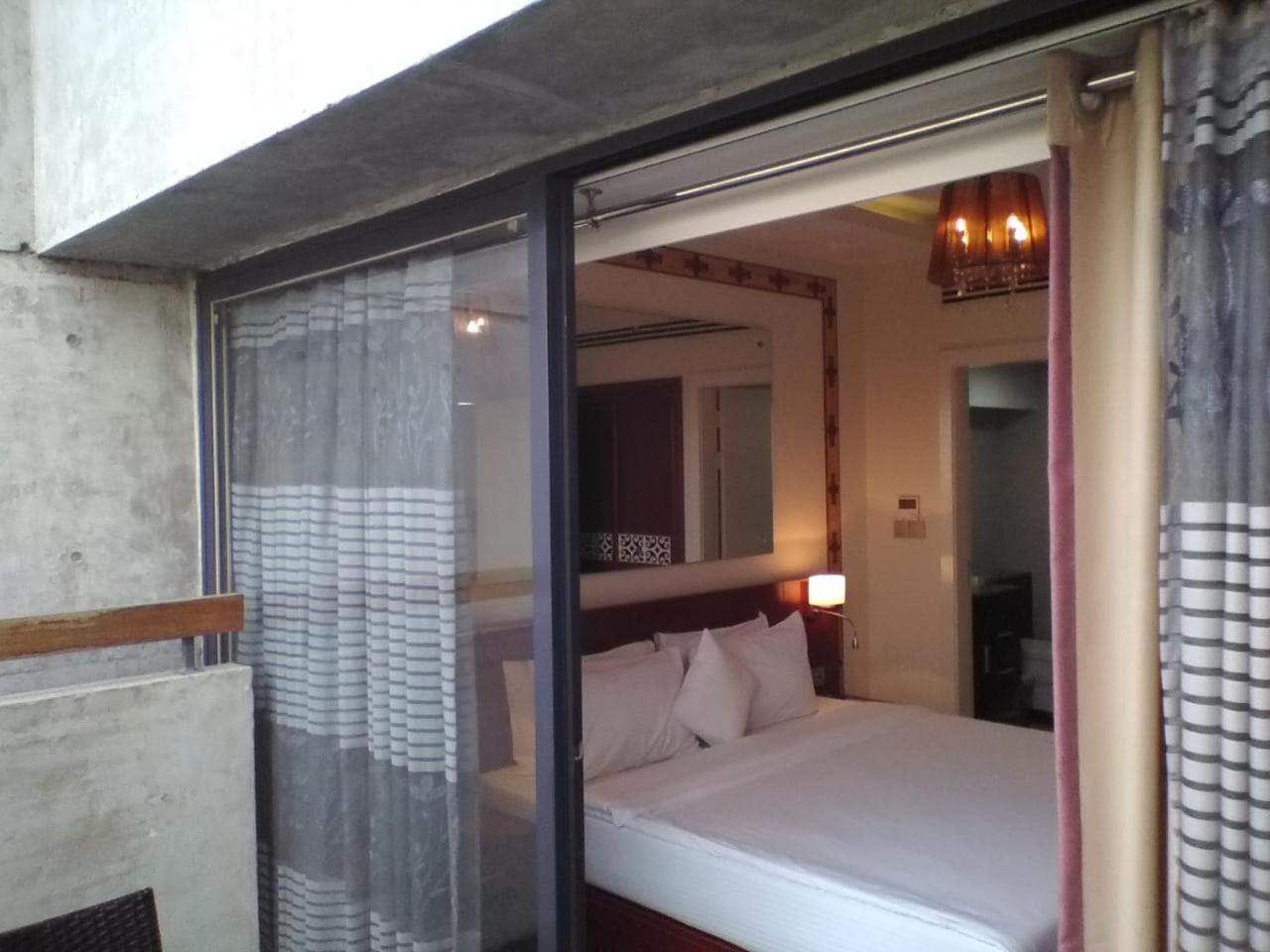 Coventina Lake Suites 다카 외부 사진