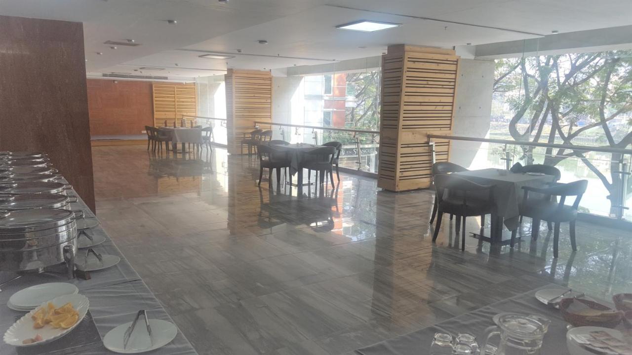 Coventina Lake Suites 다카 외부 사진